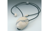 DT: Pebble Amulet with Bettina Welker